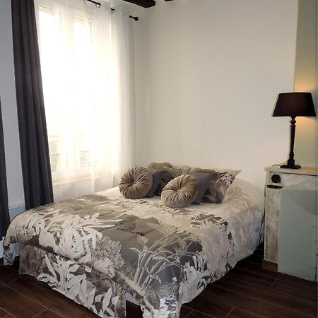 Studio tout confort à 2 pas du Château st Germain Saint-Germain-en-Laye Esterno foto