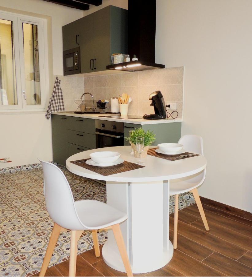 Studio tout confort à 2 pas du Château st Germain Saint-Germain-en-Laye Esterno foto