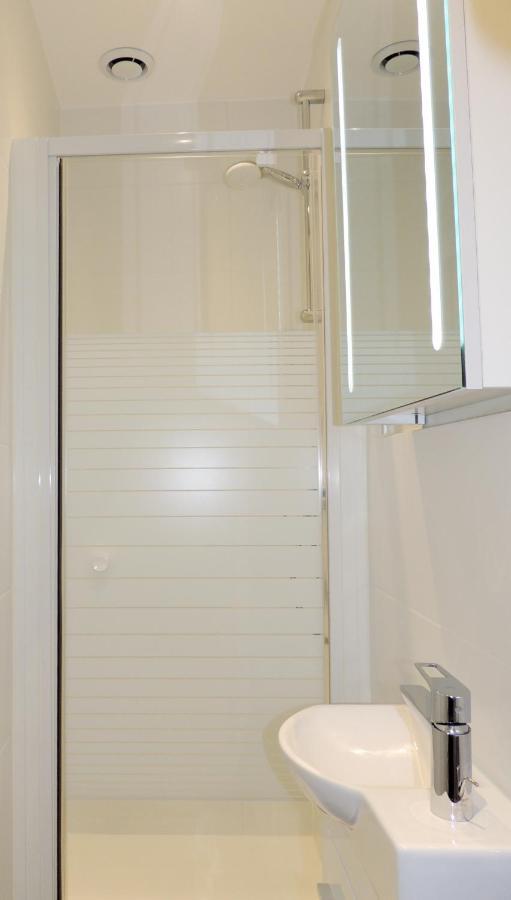 Studio tout confort à 2 pas du Château st Germain Saint-Germain-en-Laye Esterno foto